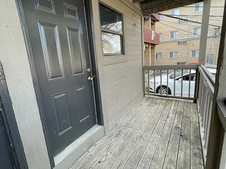 72 Chittenden Ave — Photo 43