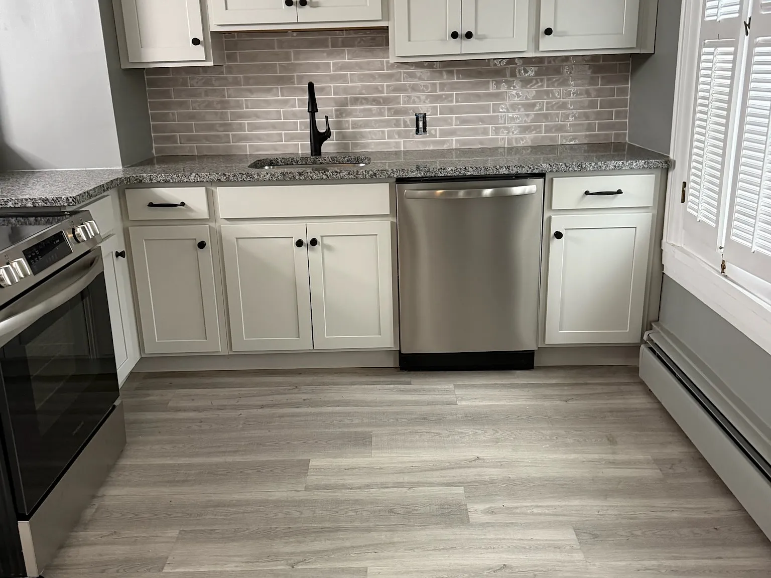 1 bed, 936 sqft, $1,550 — Photo 2