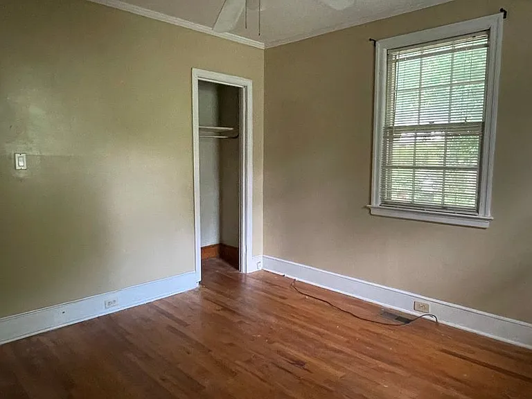 601 Elm Ave — Photo 15