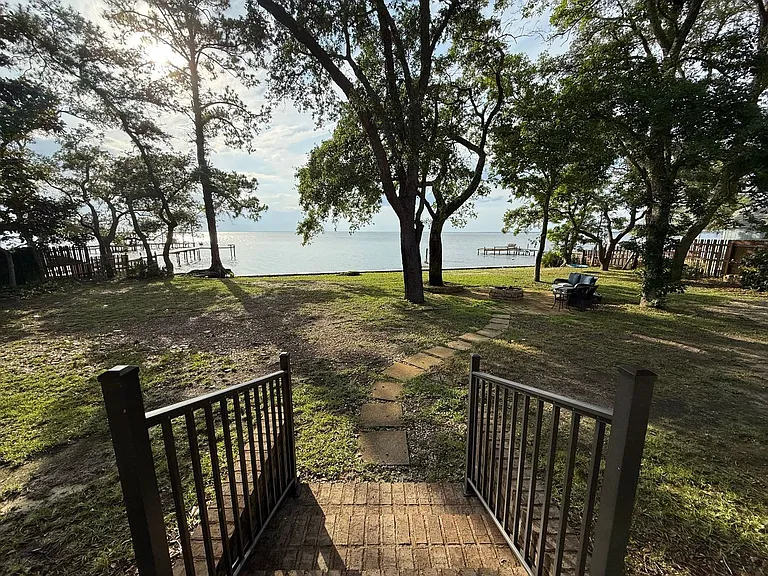 6148 E Bay Blvd — Photo 39