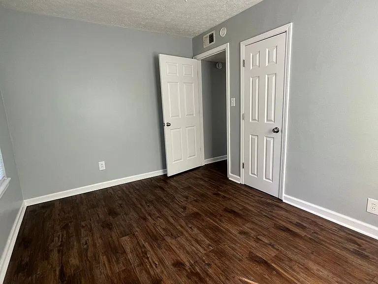 1731 Sonne Ave — Photo 6