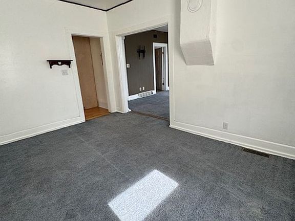 3rd image of 102 2nd Ave NW #104