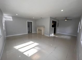 817 NW 43rd St, Miami, FL 33127