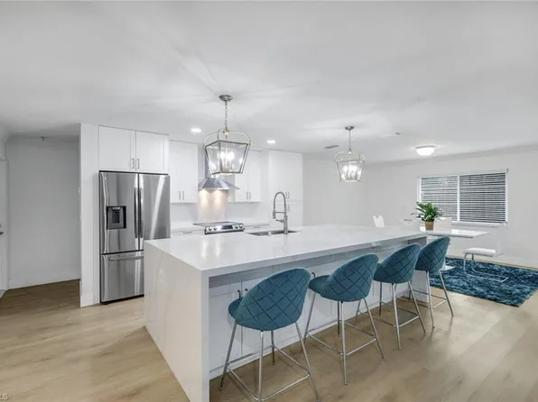 27153 Edenbridge CT, BONITA SPRINGS, FL 34135