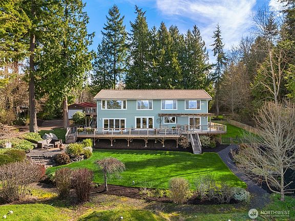 4th image of 33694 Hood Canal Drive NE