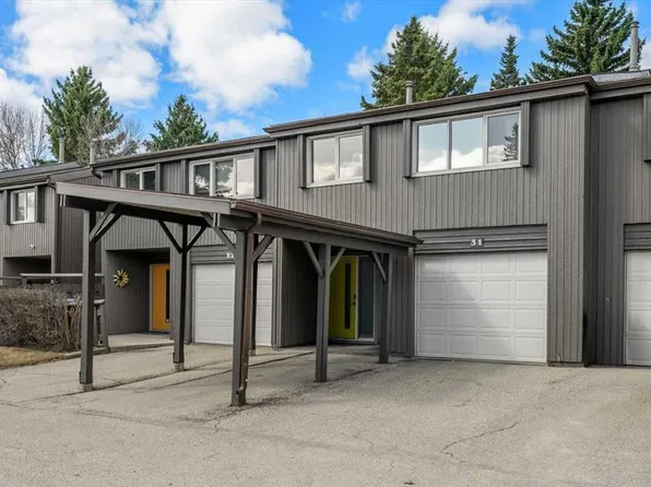 2225 E Oakmoor Dr SW #31, Calgary, AB T2V 4N6