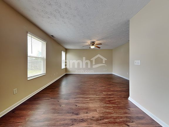 4th image of 1291 Shannon Ln