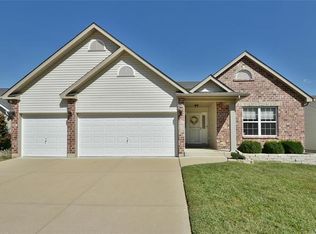 2915 Glaize Creek Dr, Imperial, MO 63052