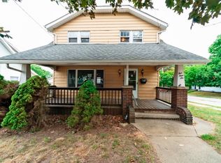 596 Orchard Ave, Barberton, OH
