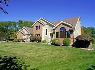 9012 Academy View Ct, Dayton, OH 45458