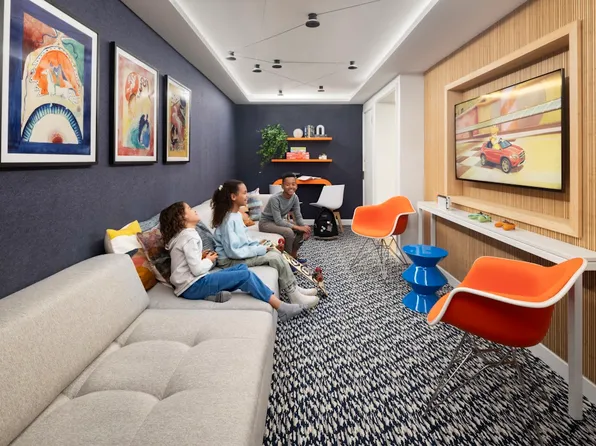 393 West End Avenue image 15 of 17