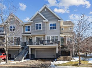 8052 Magnolia Ln N #165, Maple Grove, MN 55369