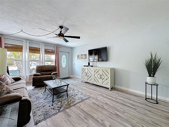 5th image of 5861 42ND TERRACE N #1610