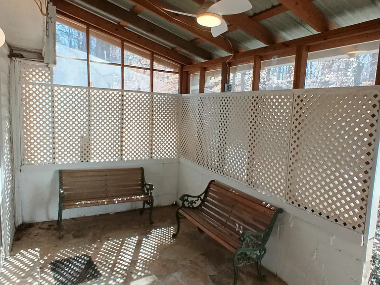 3982 Admiral Dr — Photo 23