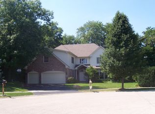 289 Lions Ct, Lake Zurich, IL 60047