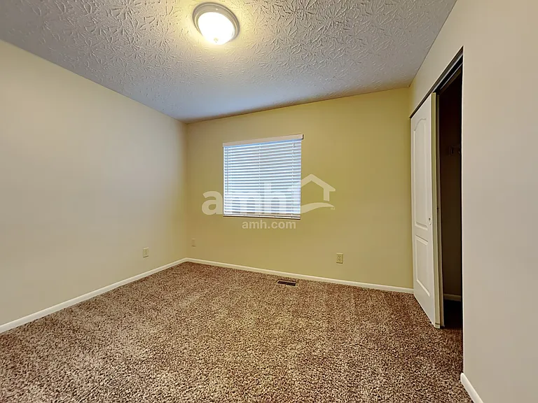 9030 Crimson Oak Dr — Photo 19