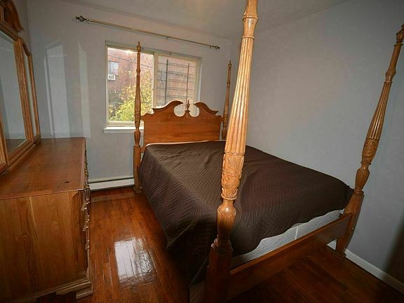 3rd image of 31-18 47th St #3