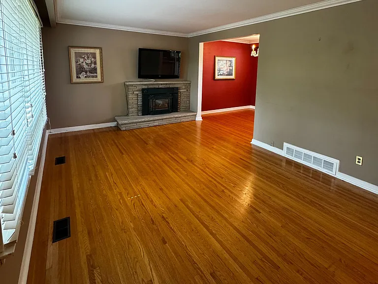 267 Iredale Rd — Photo 9