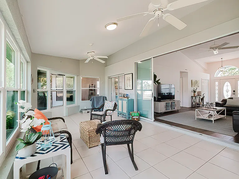 240 N Country Club Dr — Photo 41