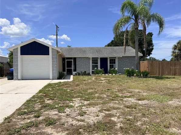 208 Flamingo Dr, Apollo Beach, FL 33572
