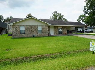 203 Comeaux Dr, Lockport, LA 70374