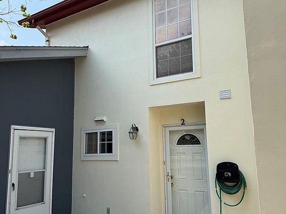 2nd image of 707-2 Continental Dr