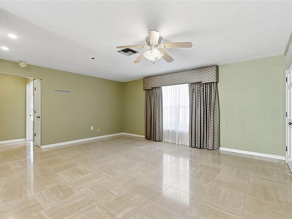 5th image of 8408 Annwood Rd