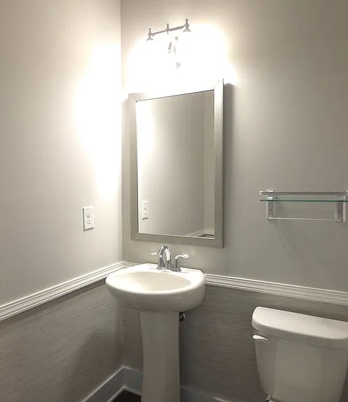 3801 Oxford Cir — Photo 5
