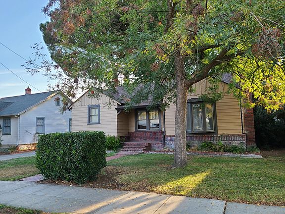 2nd image of 1017 2nd St