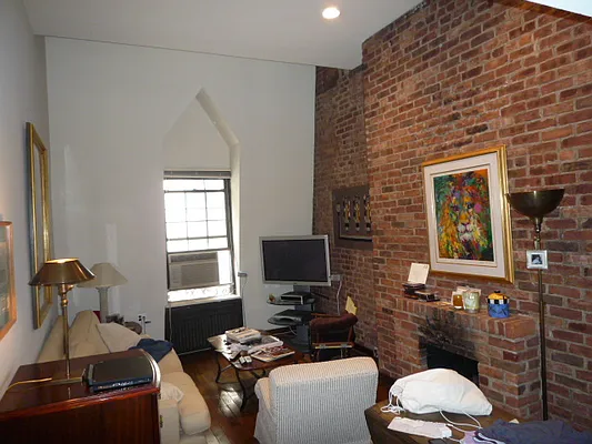 Rented by New Yorker Realty | media 38