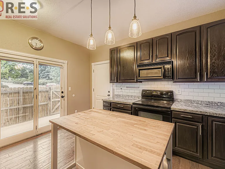 2695 S University Blvd — Photo 7