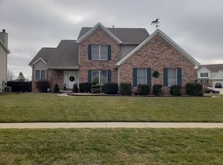 3601 Glenmore Rd, Bloomington, IL 61704