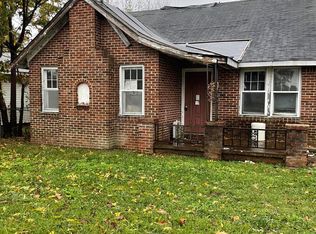 1112 E Chester St, Jackson, TN 38301