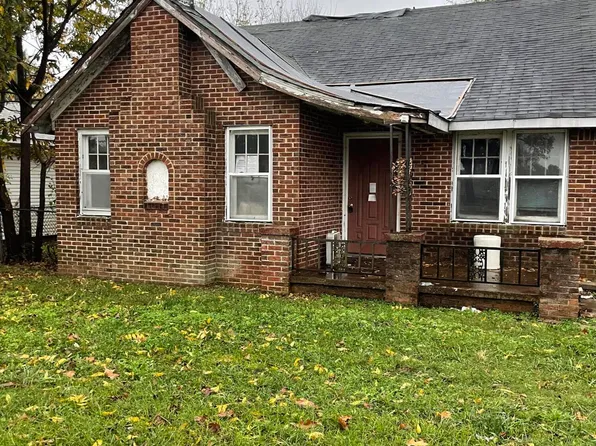 1112 E Chester St, Jackson, TN 38301