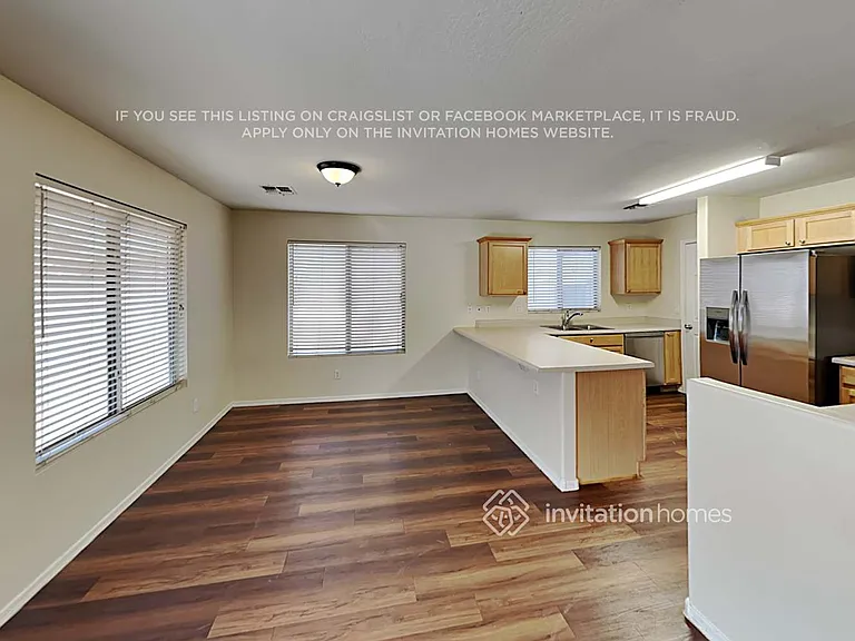10513 W Alvarado Rd — Photo 6