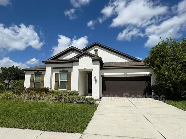 4645 Butler National Dr, Zephyrhills, FL 33543