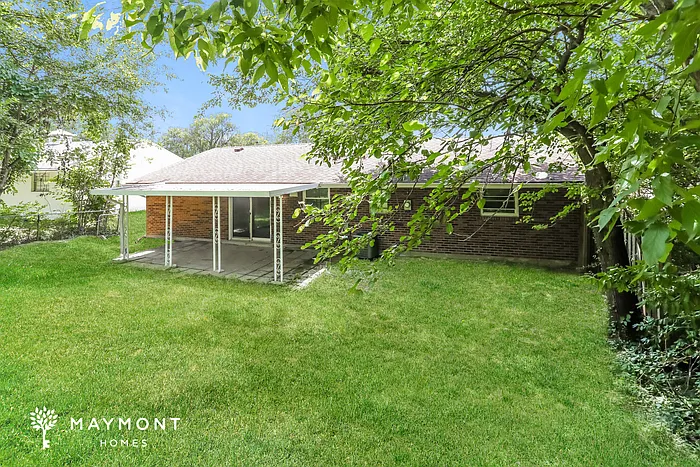 694 Castro Ln — Photo 14