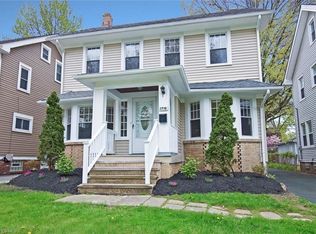 2998 Kensington Rd, Cleveland Heights, OH 44118