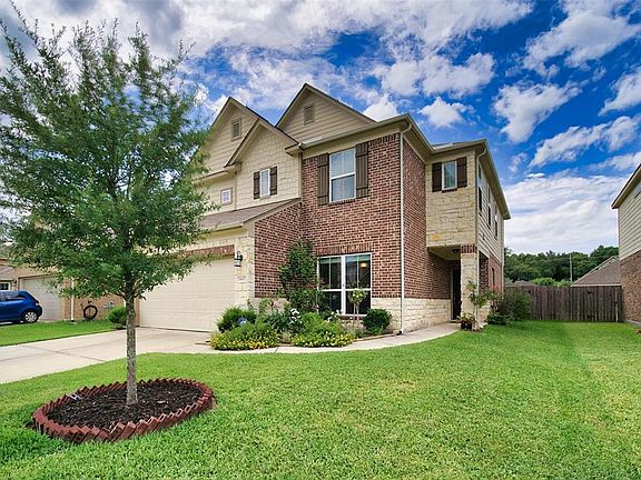 3rd image of 18007 Seco Creek Ln