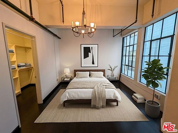 2nd image of 746 S Los Angeles St APT 402
