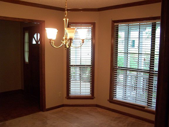 5th image of 2864 Willow Wood Cir