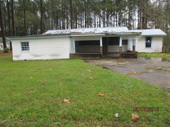 177 Demott St, Moultrie, GA 31768