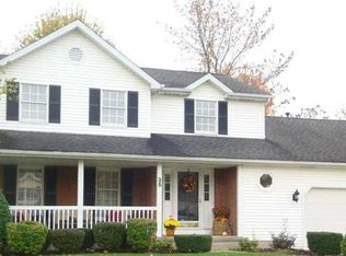 35 Independence Dr, Lockport, NY