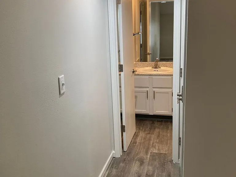 The Vibe at 8035 Apartments — Photo 83