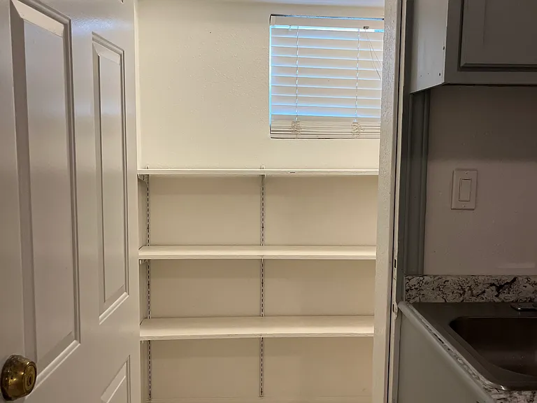 4910 W University Blvd — Photo 5