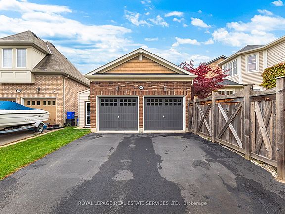 4th image of 444 Coombs Ct