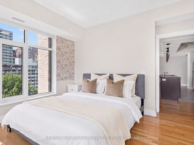 245 Kent St #909 — Photo 19