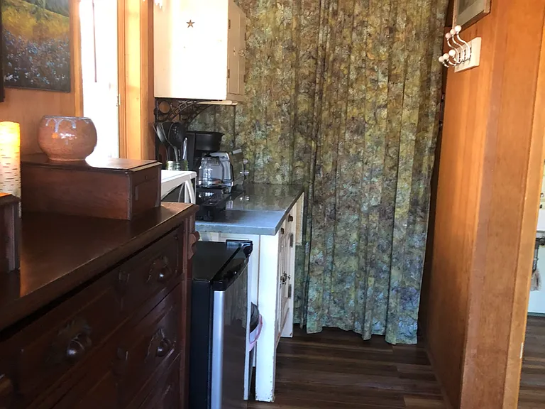 Evergreen Ln — Photo 5