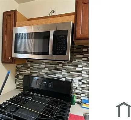 50 Fairview Ave #2D — Photo 2