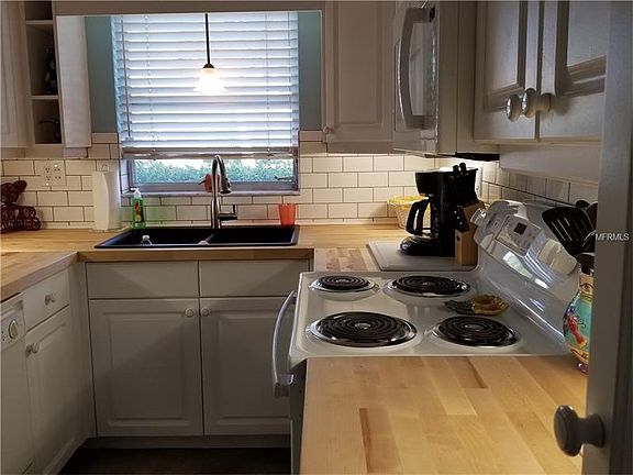 3rd image of 2923 Swifton Dr